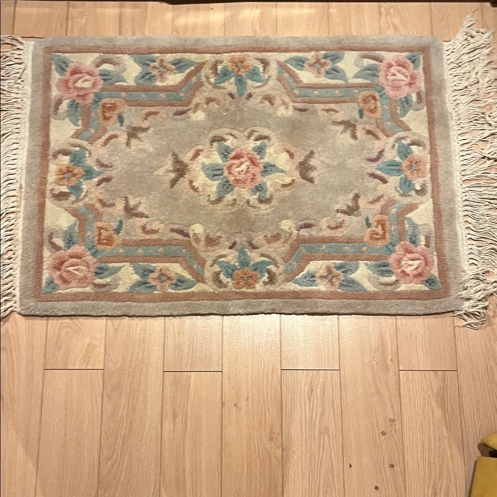 2’ x 3’ Hand Tufted Chinese Wool Rug Aubusson Floral